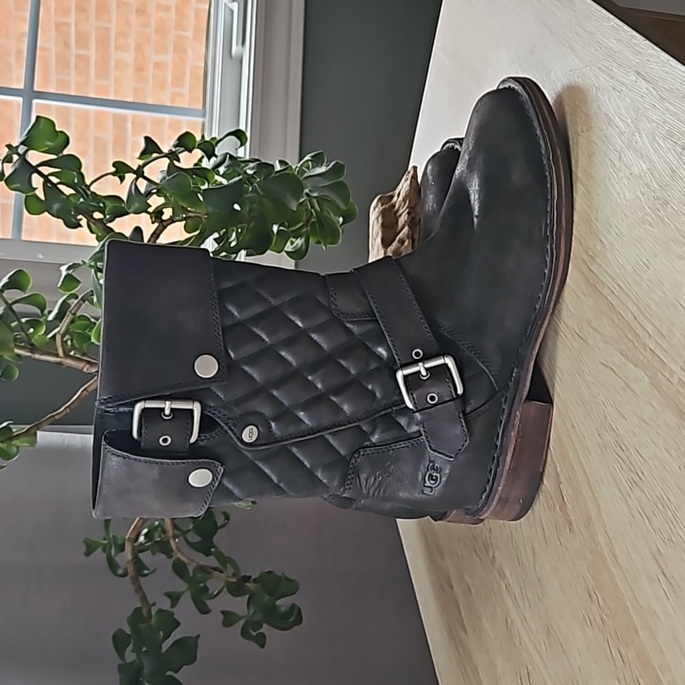 UGG Australia CONOR Black Leather Moto Boots